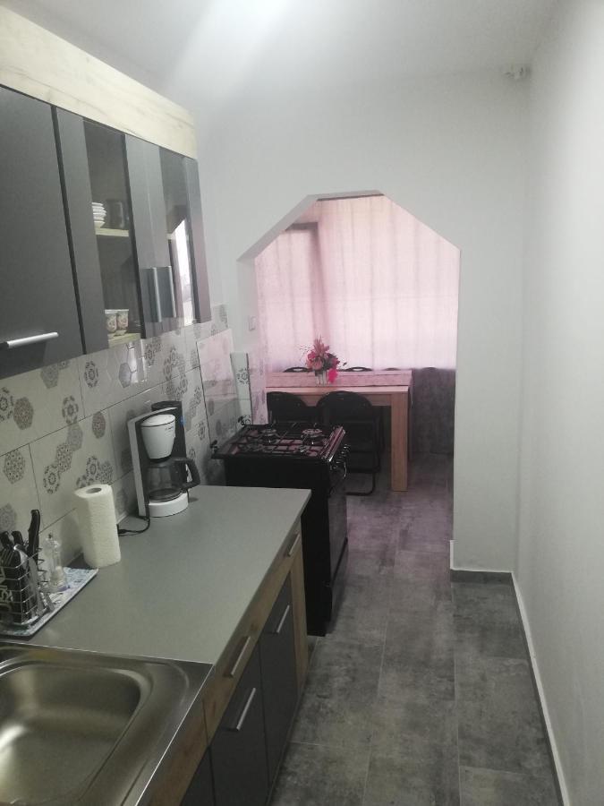 Apartament Brezoiアパートメント エクステリア 写真